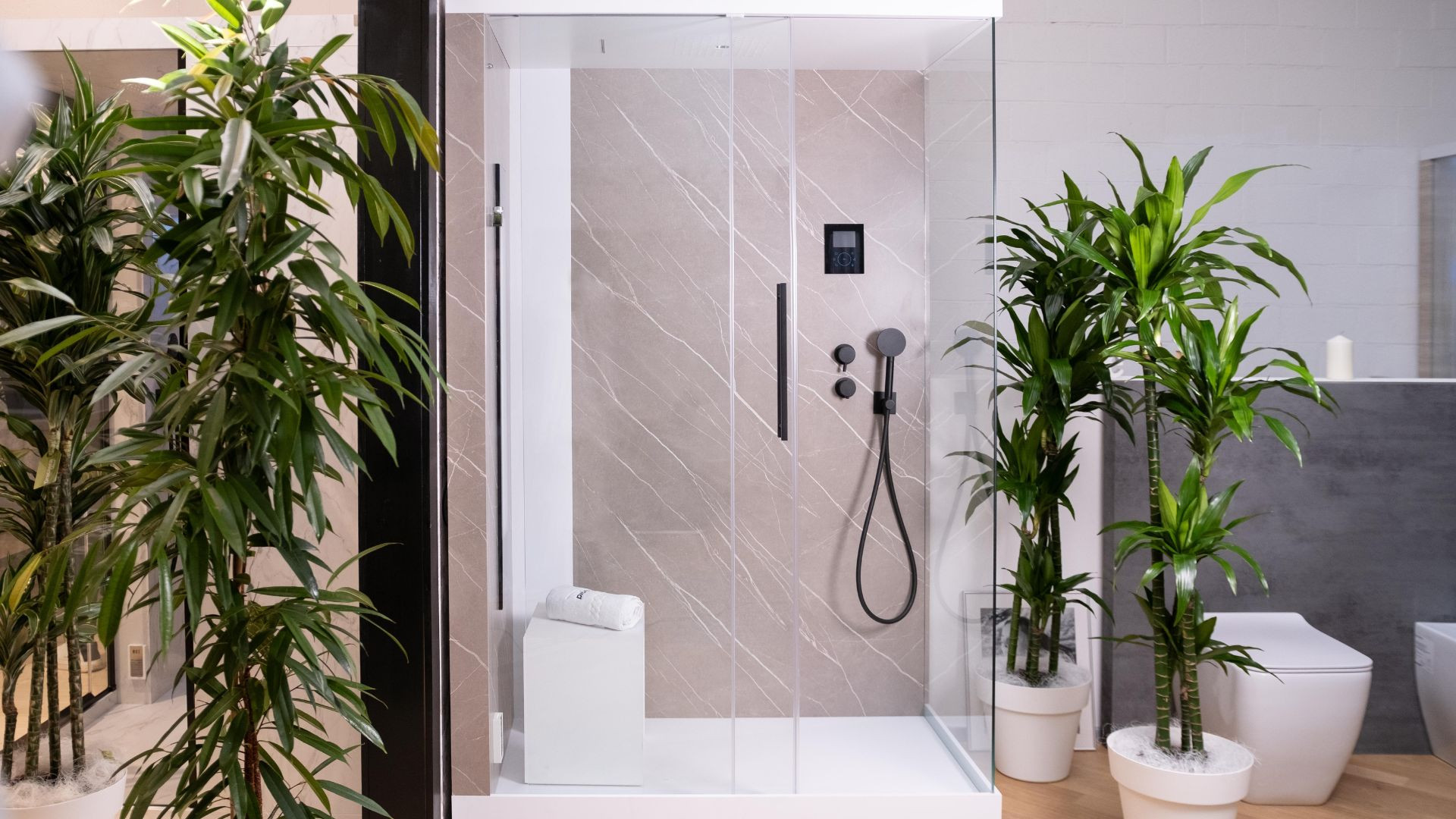 Ristrutturare il Bagno: guida completa, idee e soluzioni su misura